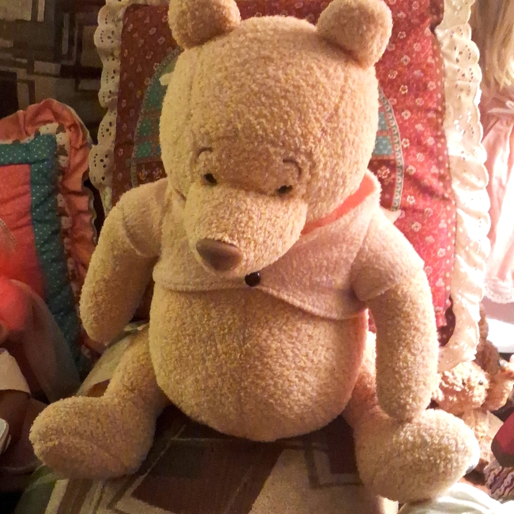 Vintage,Winnie the Pooh with Cute,Fuzzy,Pink Sweater & Pot Belly by Disney 🐻🐻